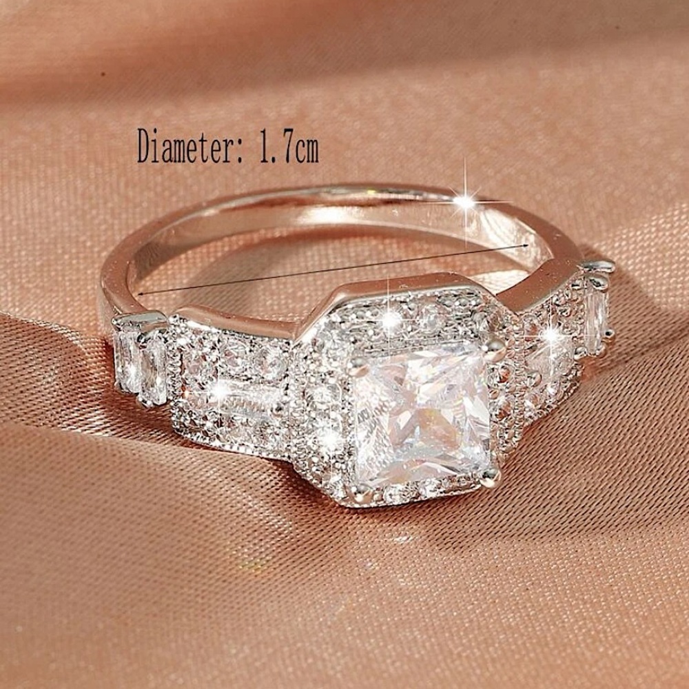 Gorgeous Zircon Geometric Ring - Picture 3 of 3